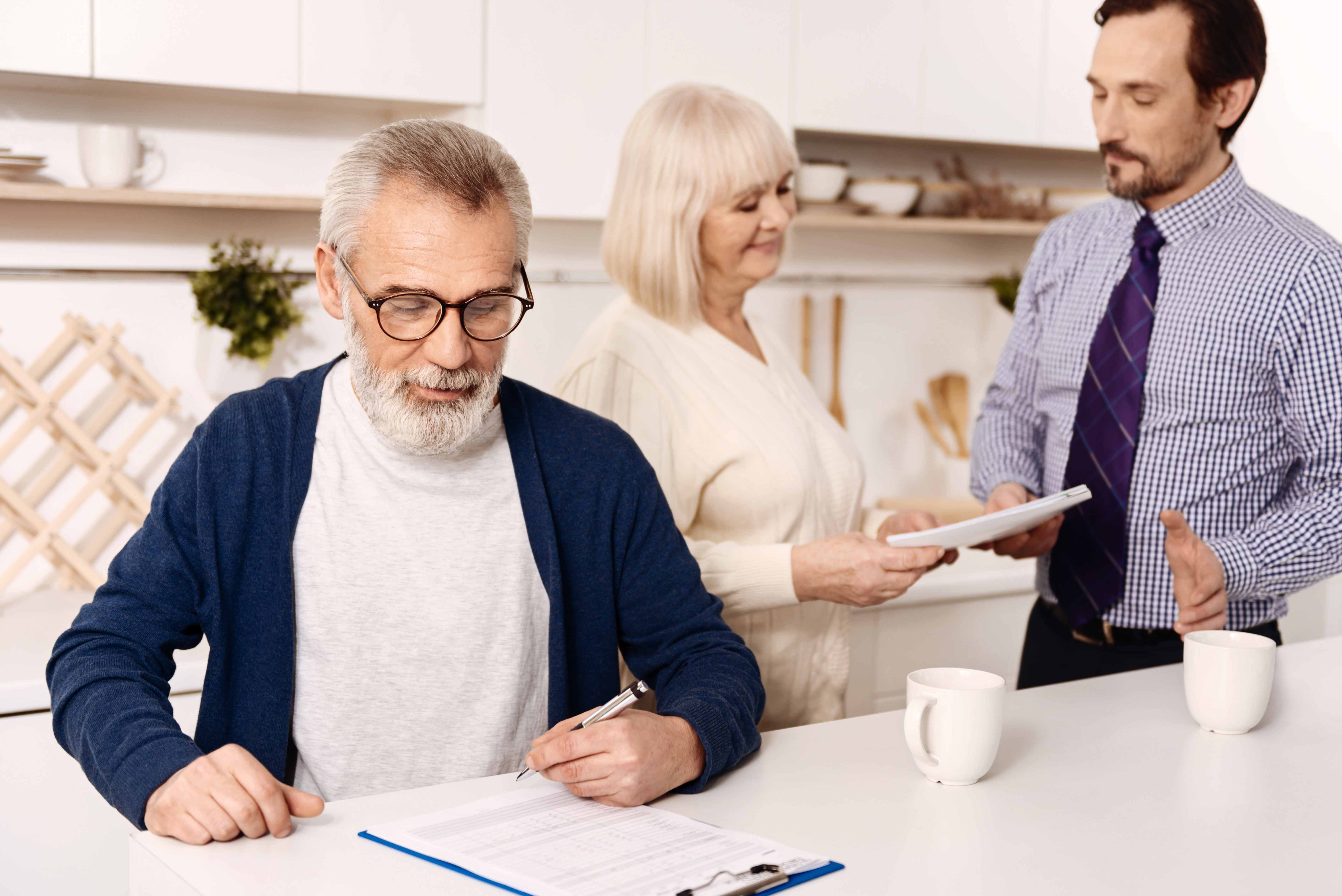 Возрастные ограничения и условия заключения трудового договора
